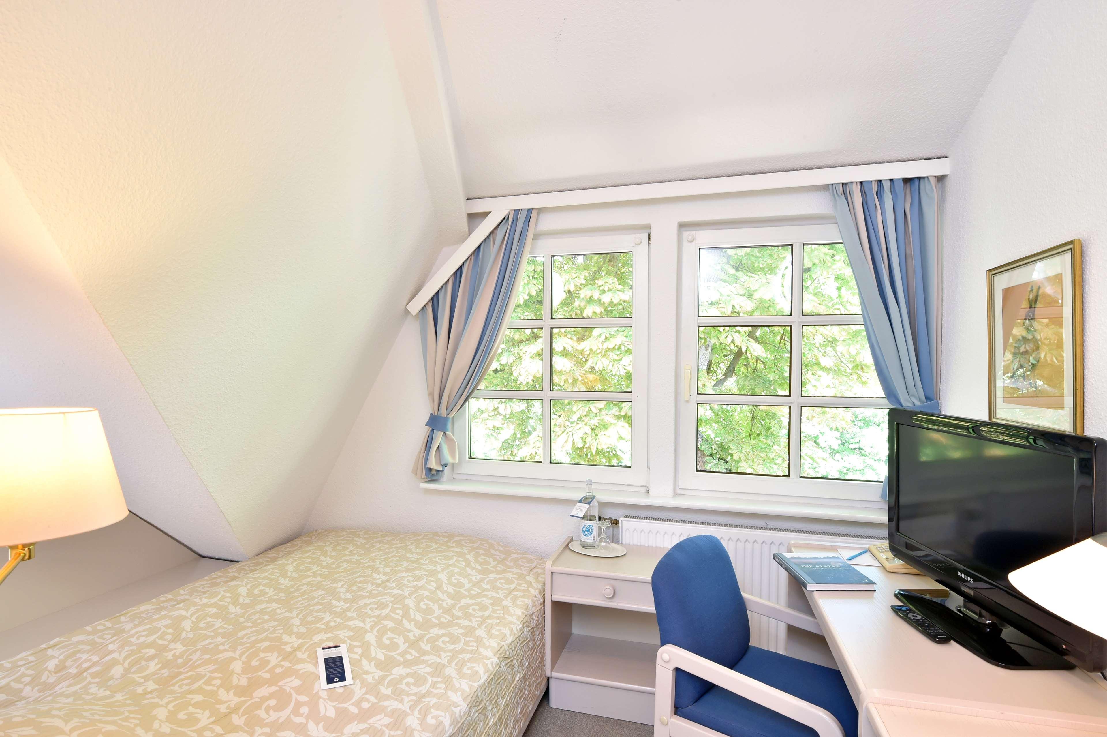 غرفة اقتصادية بسرير مزدوج