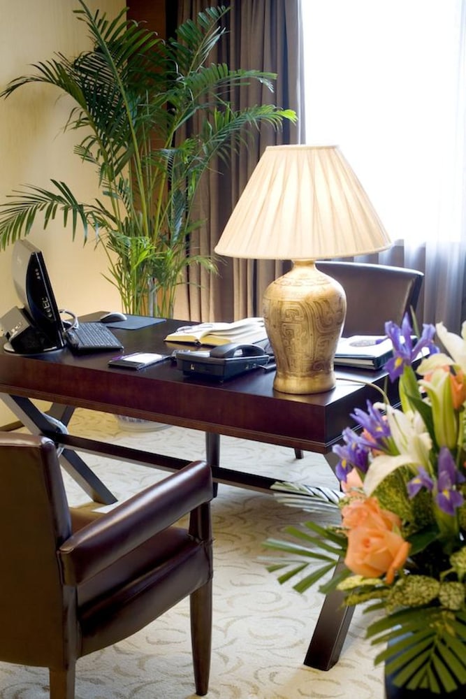Baolong Hotel Shanghai 27/46