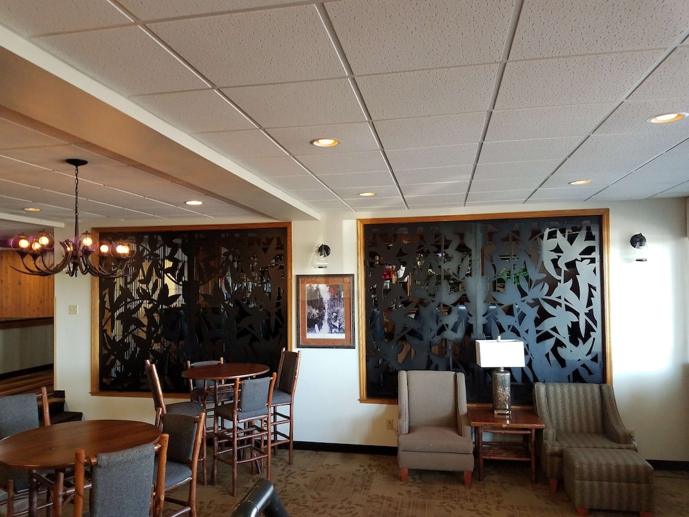 Best Western Plus Concord Inn 45/75