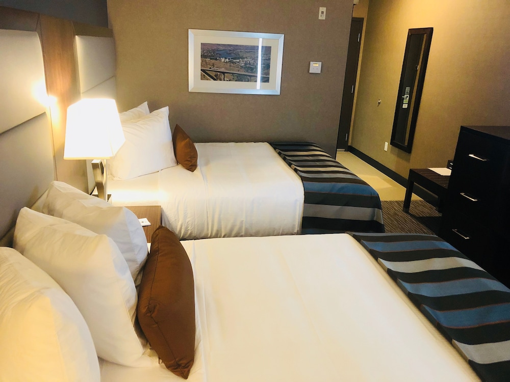 WINGATE BY WYNDHAM KAMLOOPS 16/39