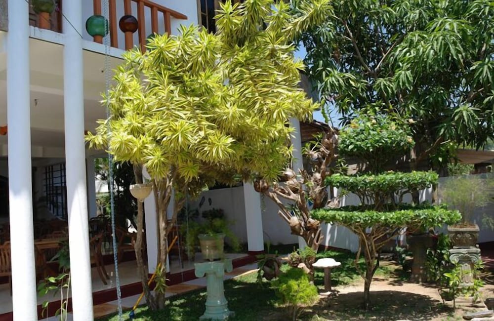 Castle Bay Resort 29/39