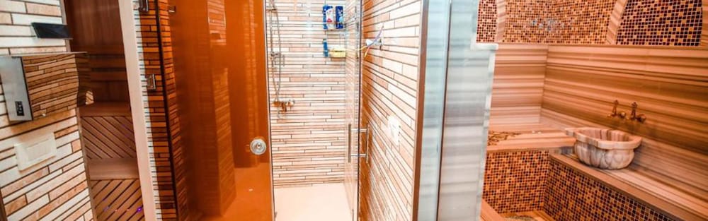 Regal Inn Hotel 24/50