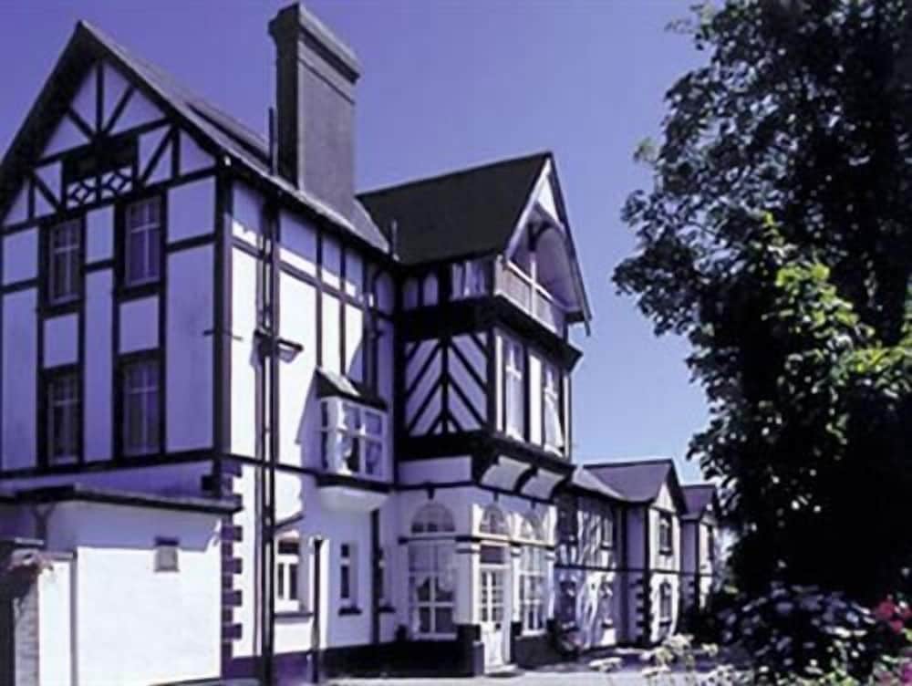 Rosemullion Hotel - Guest house 1/24