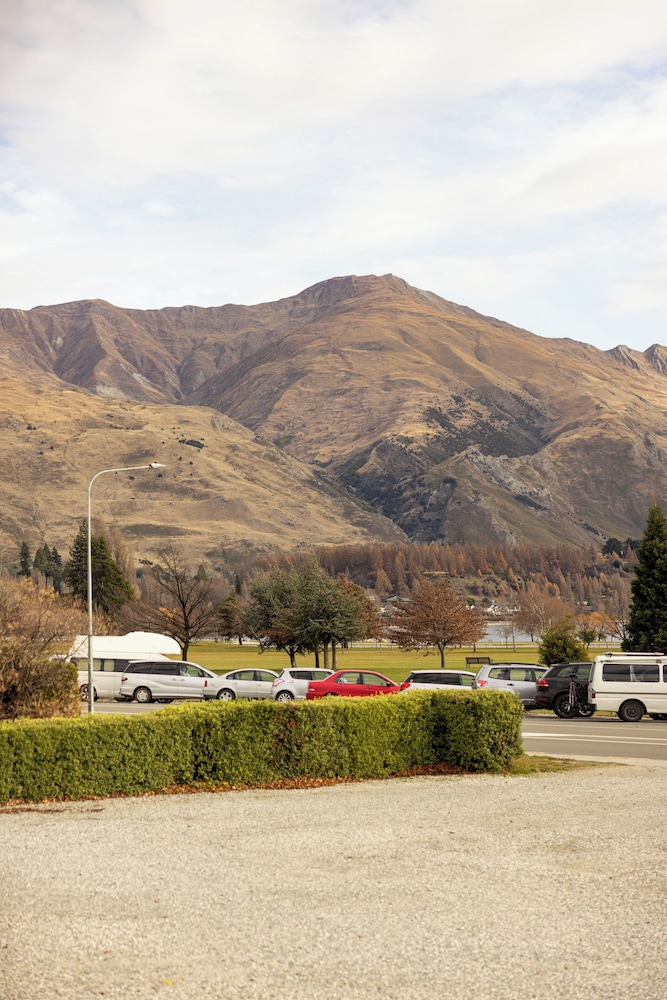 Haka House Wanaka 32/37