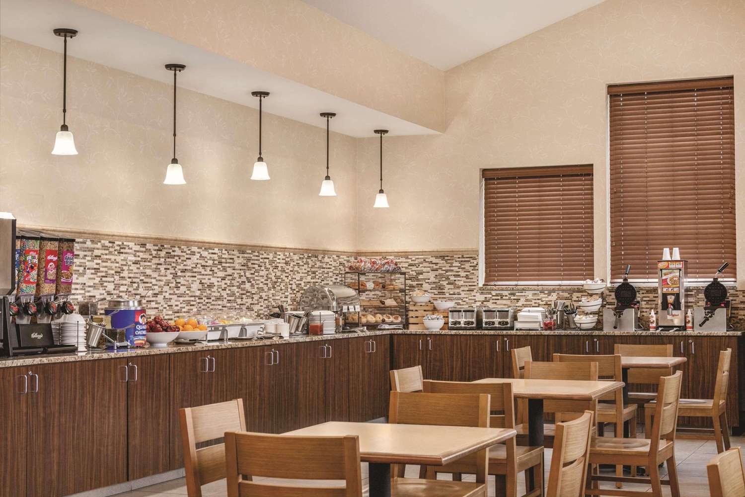 Country Inn and Suites By Radisson Woodbury MN 25/30