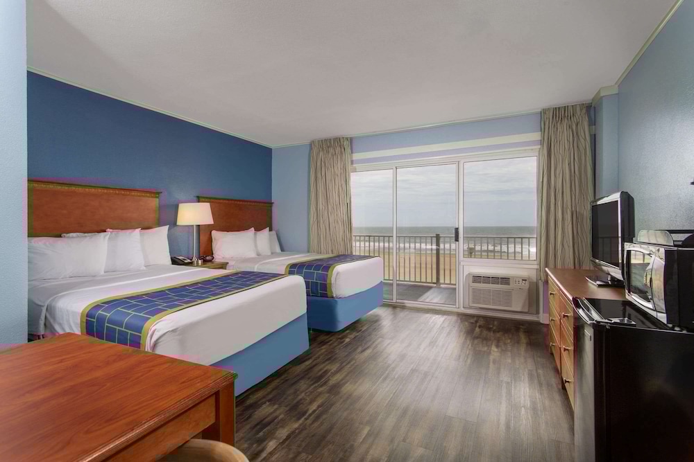 Days Inn by Wyndham Ocean City Oceanfront 23/64