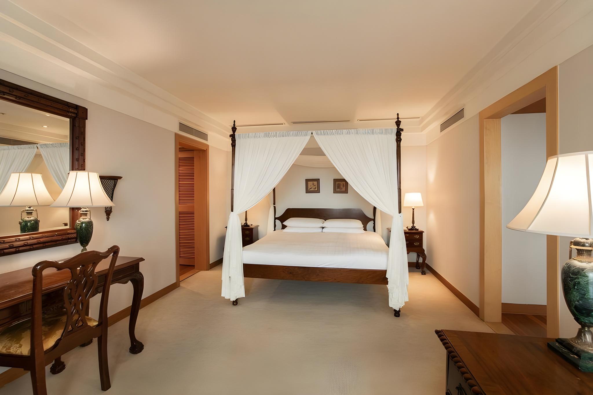 James I, Presidential, Suite