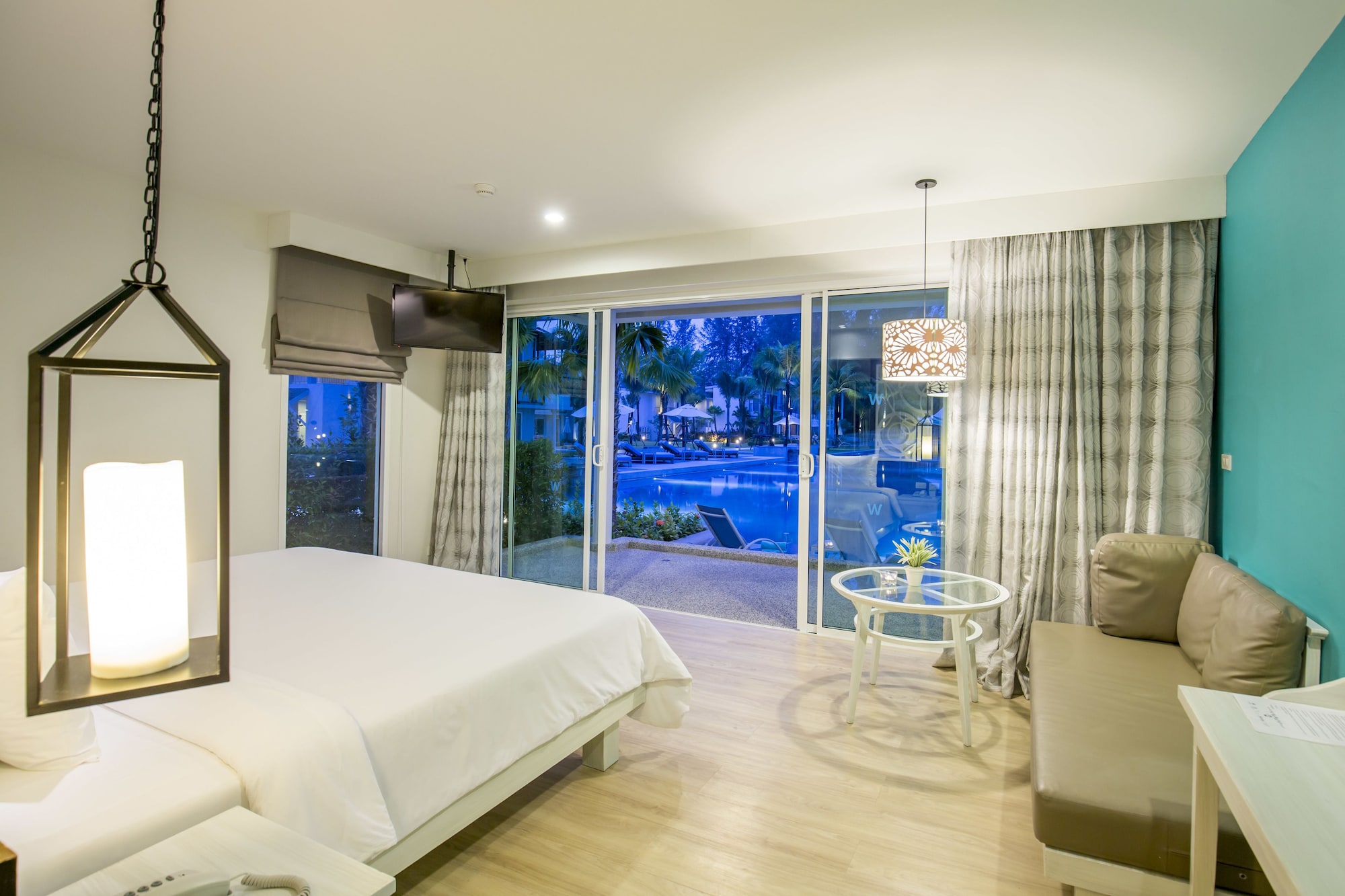 Water, King Bed, Pool Access