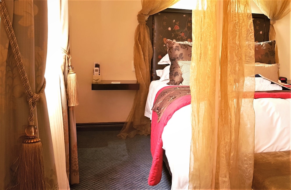 Constantia Manor Guesthouse 39/77