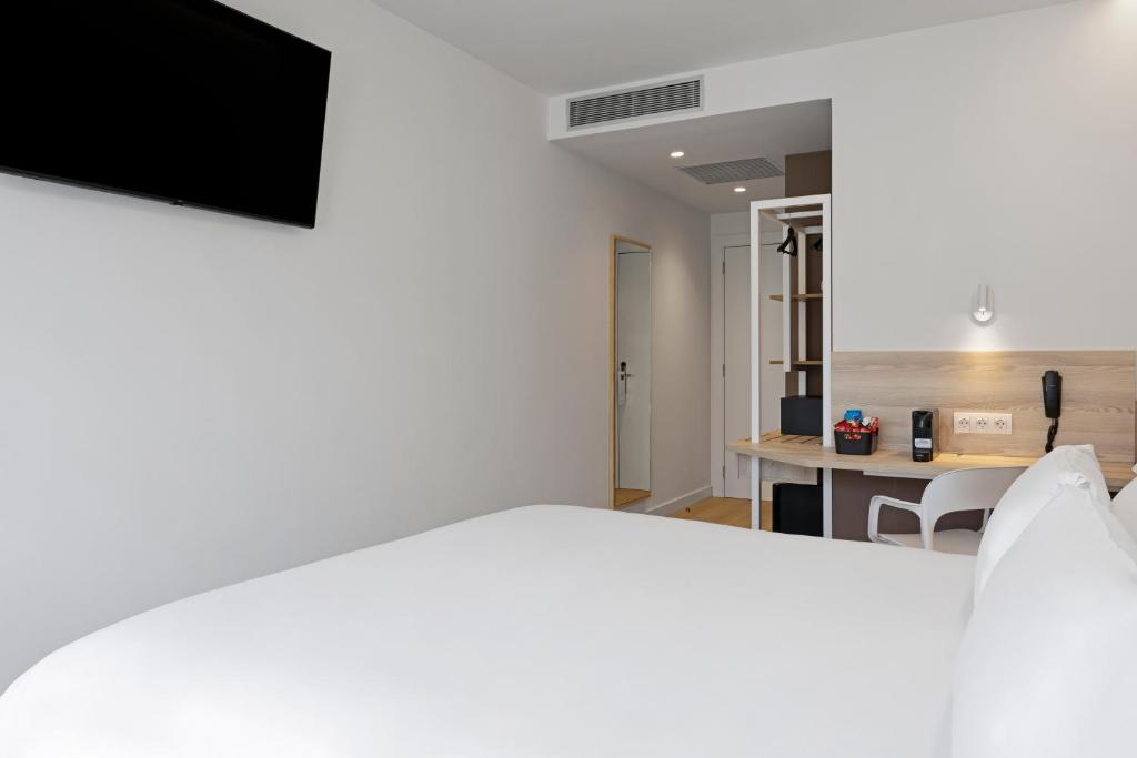 Room at B&B HOTEL Castro Urdiales, CASTRO URDIALES