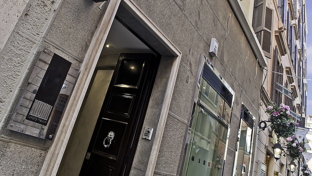 Intown Luxury House 5/55