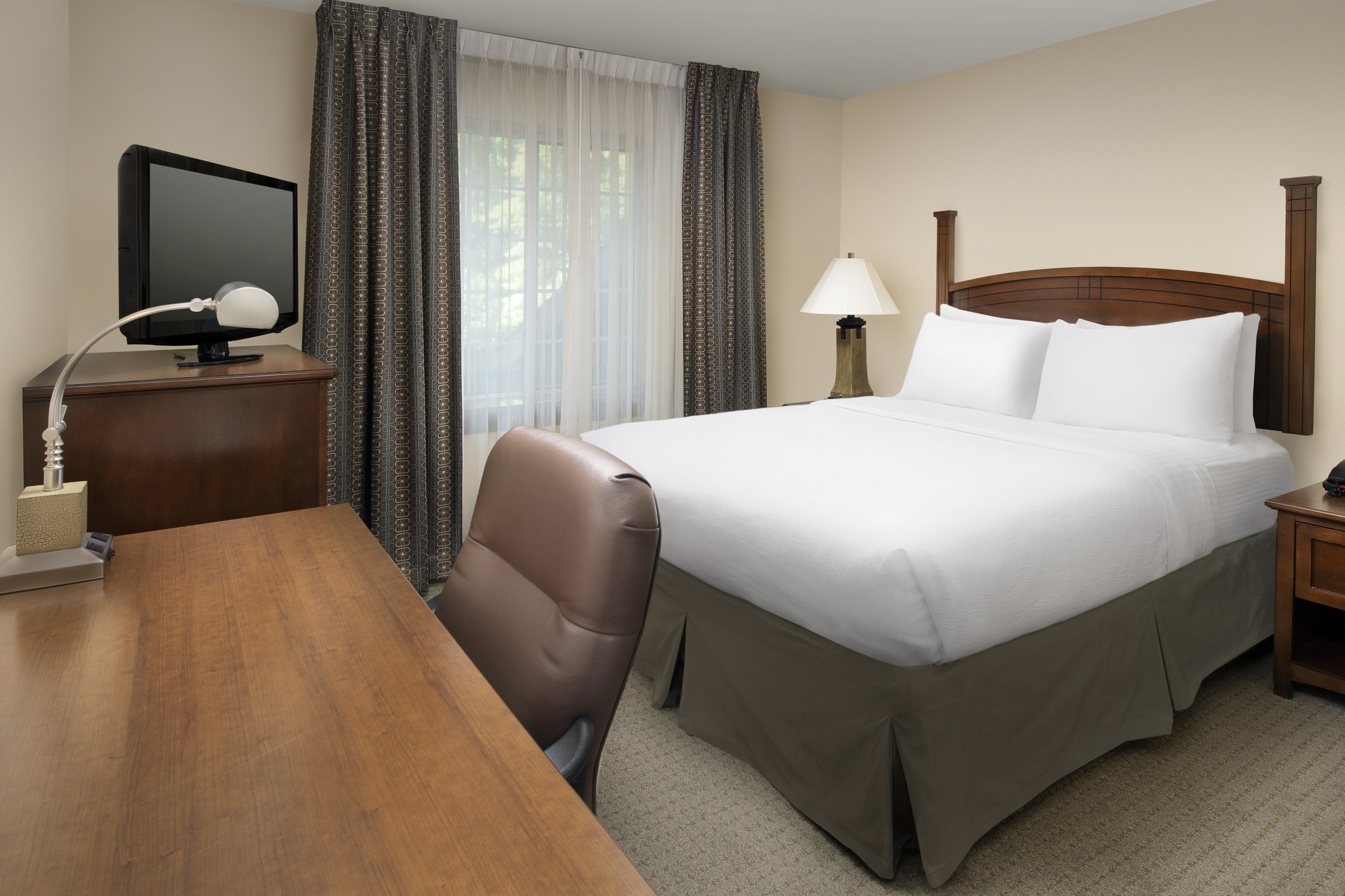 Staybridge Suites North Brunswick 8/41