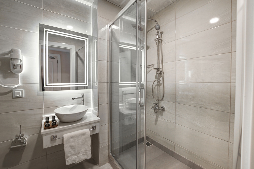 Great Fortune Design Hotel and Spa 11/56