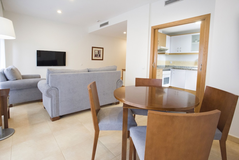 ALBUFERA APARTHOTEL 17/28