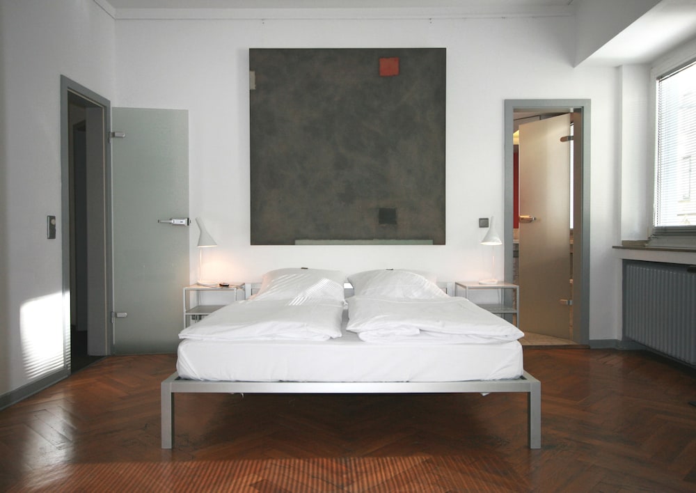 COMFORT, SUITE, BALCONY