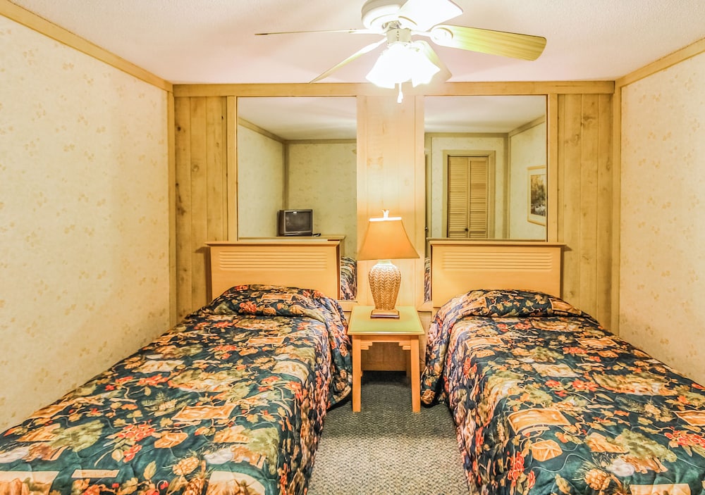 Smoketree Lodge, a VRI resort 59/70
