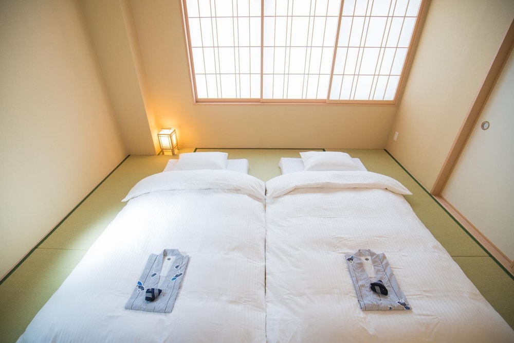 Hotel Yu-Shu 10/27