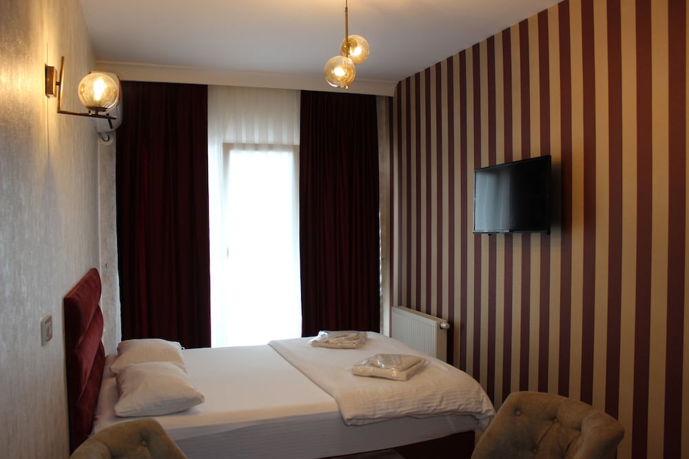 Quars Suite 9/50