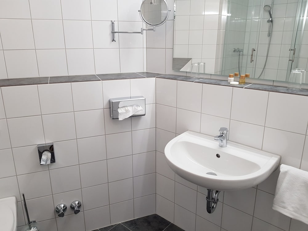 Anor Hotel And Conference Center Frankfurt Airport 56/62