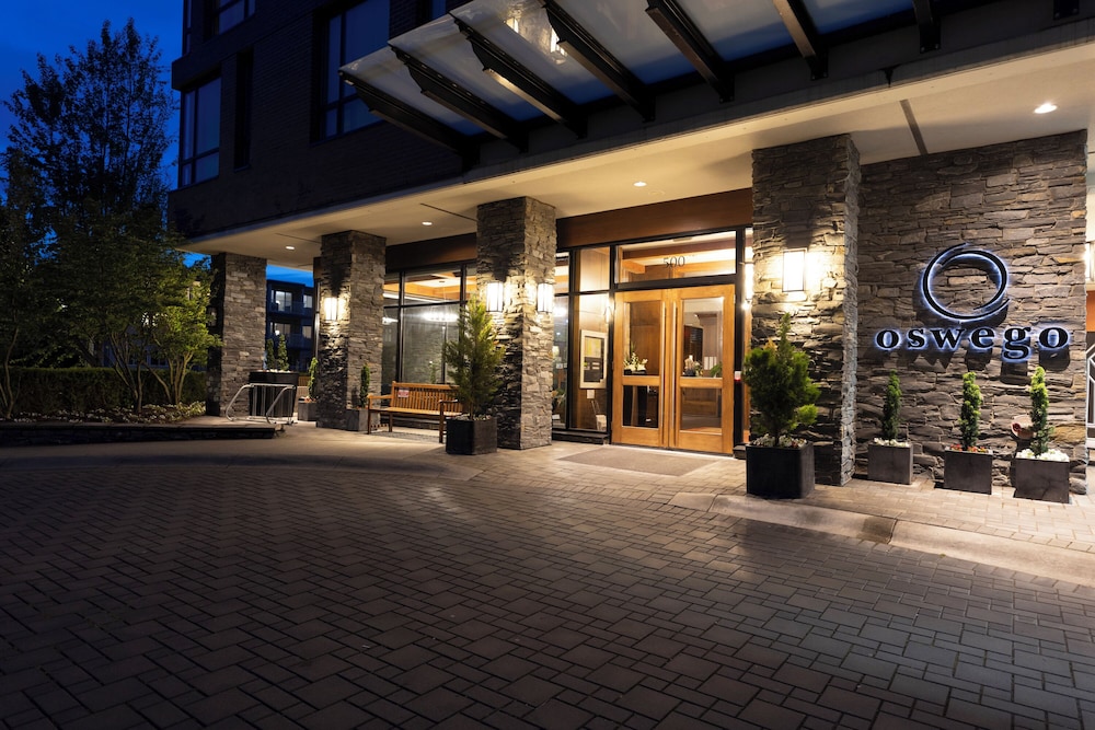 The Oswego Hotel 4/67