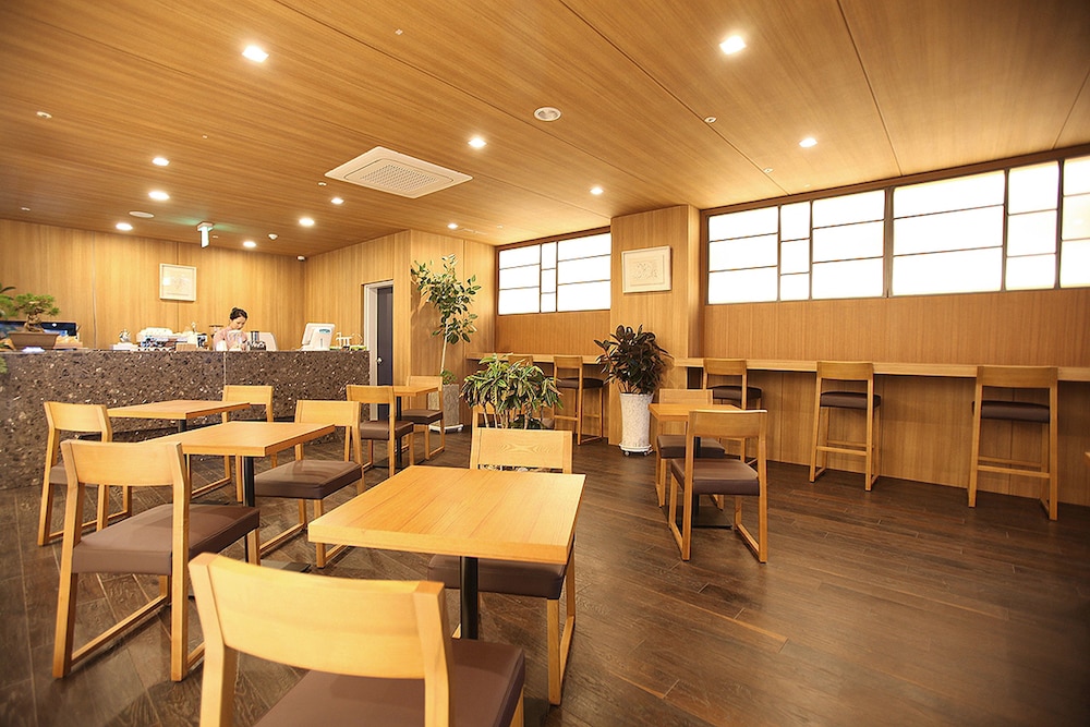 Ramada by Wyndham Jeju Hamdeok 55/70