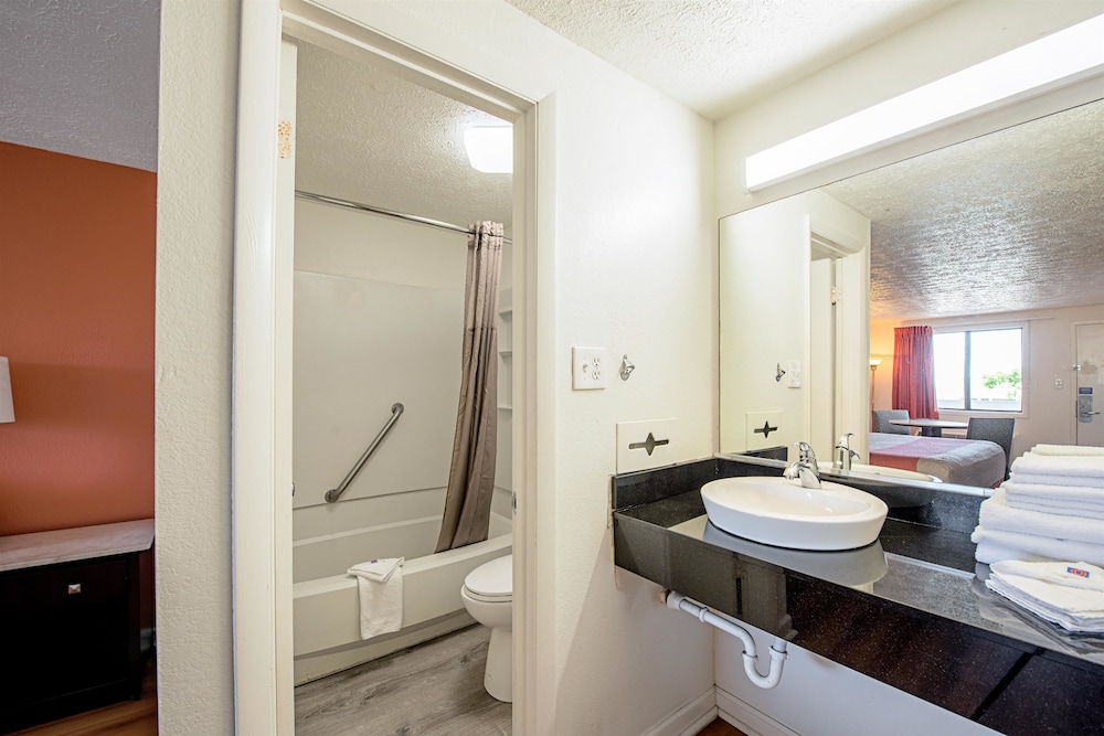 Budget Inn Norfolk Va 36/42