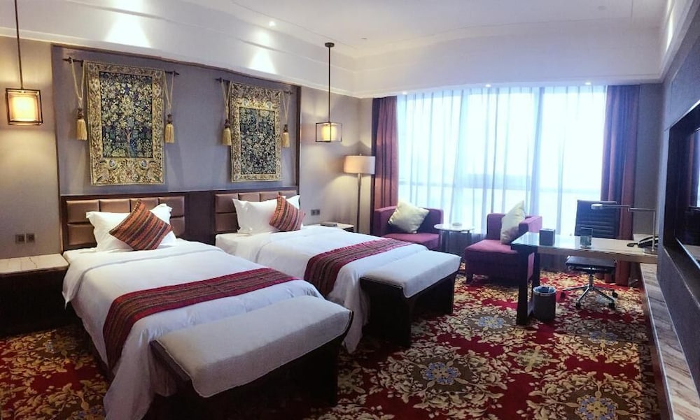 Huayu Landmark Hotel 15/32