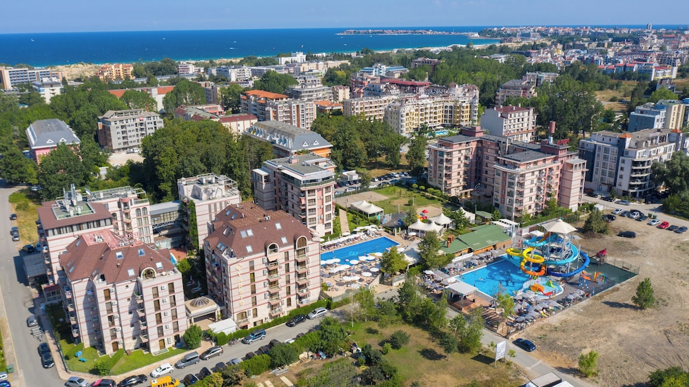 Tarsis Hotel & Aquapark 57/58