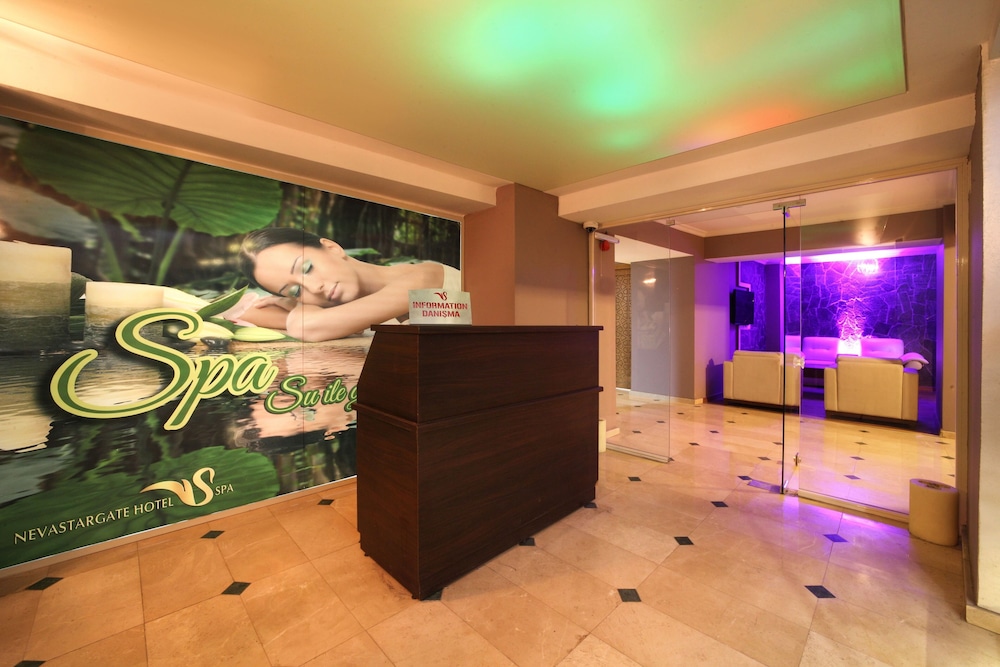 Stargate Hotel & Spa 8/50