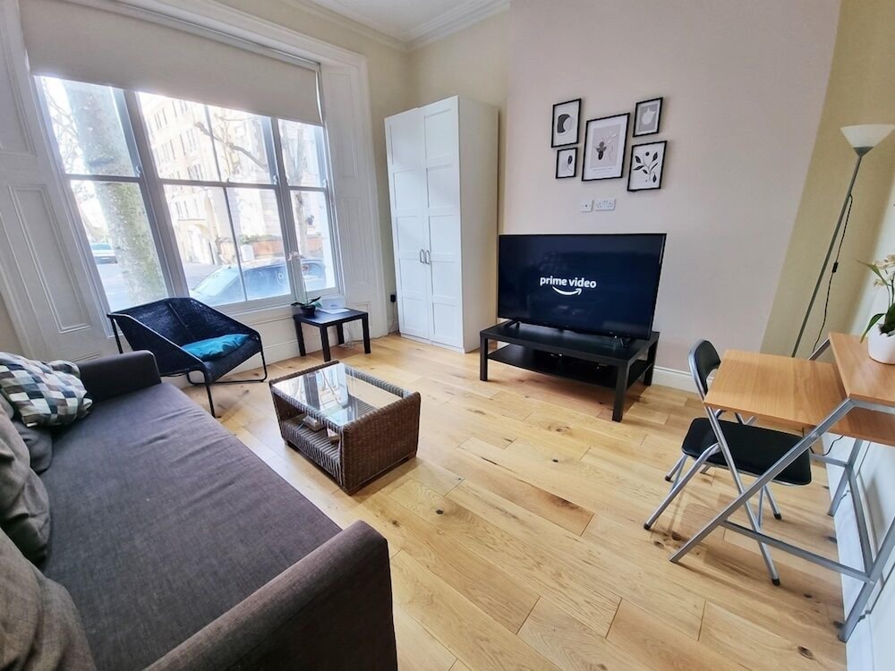 Urban Stay Oxford Gardens Apartments 33/50