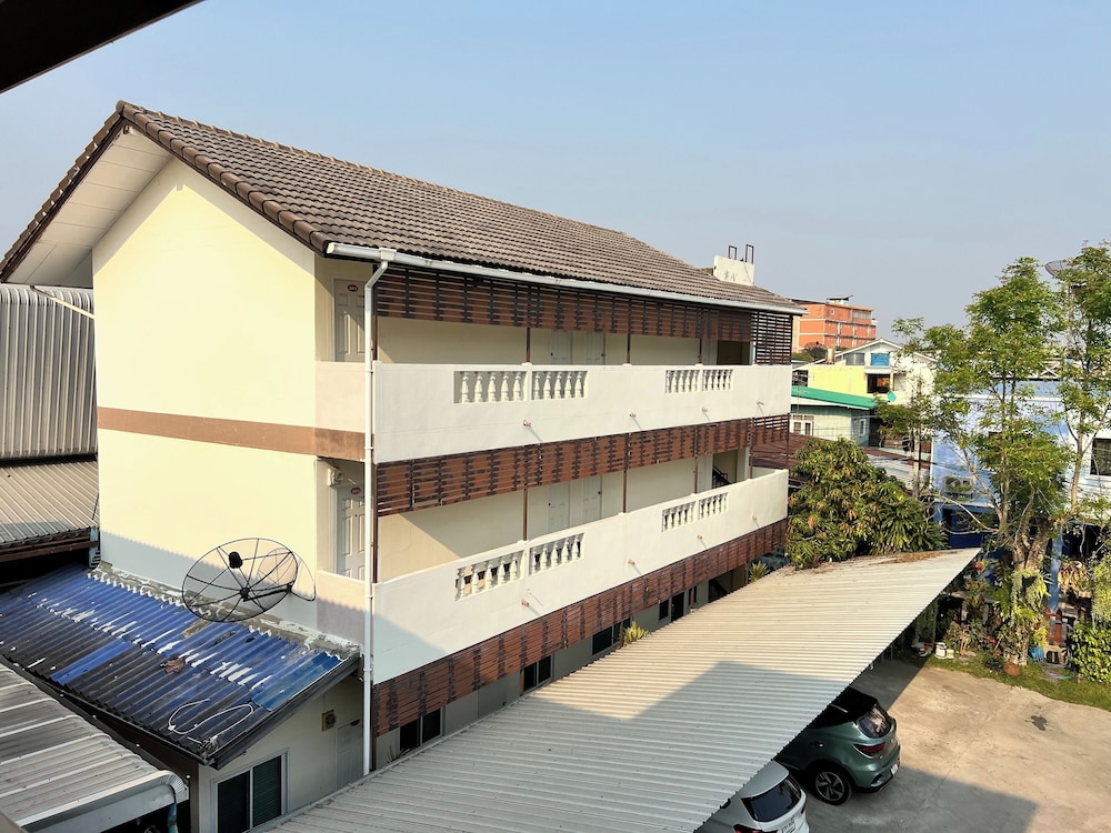 Jamjuree Place 1/68