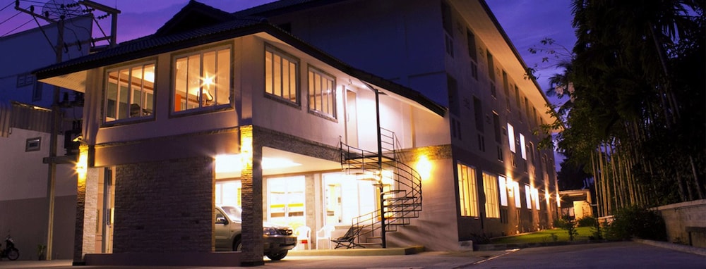 Chumphon Travelodge Hotel 6/37