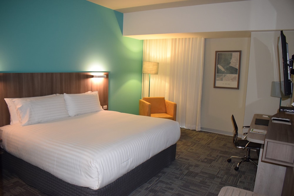 Standard, Twin Beds