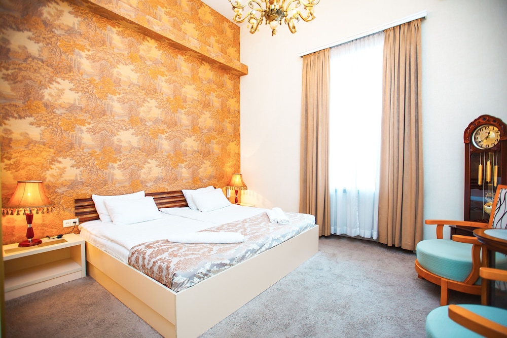 SUPERIOR, DOUBLE BED