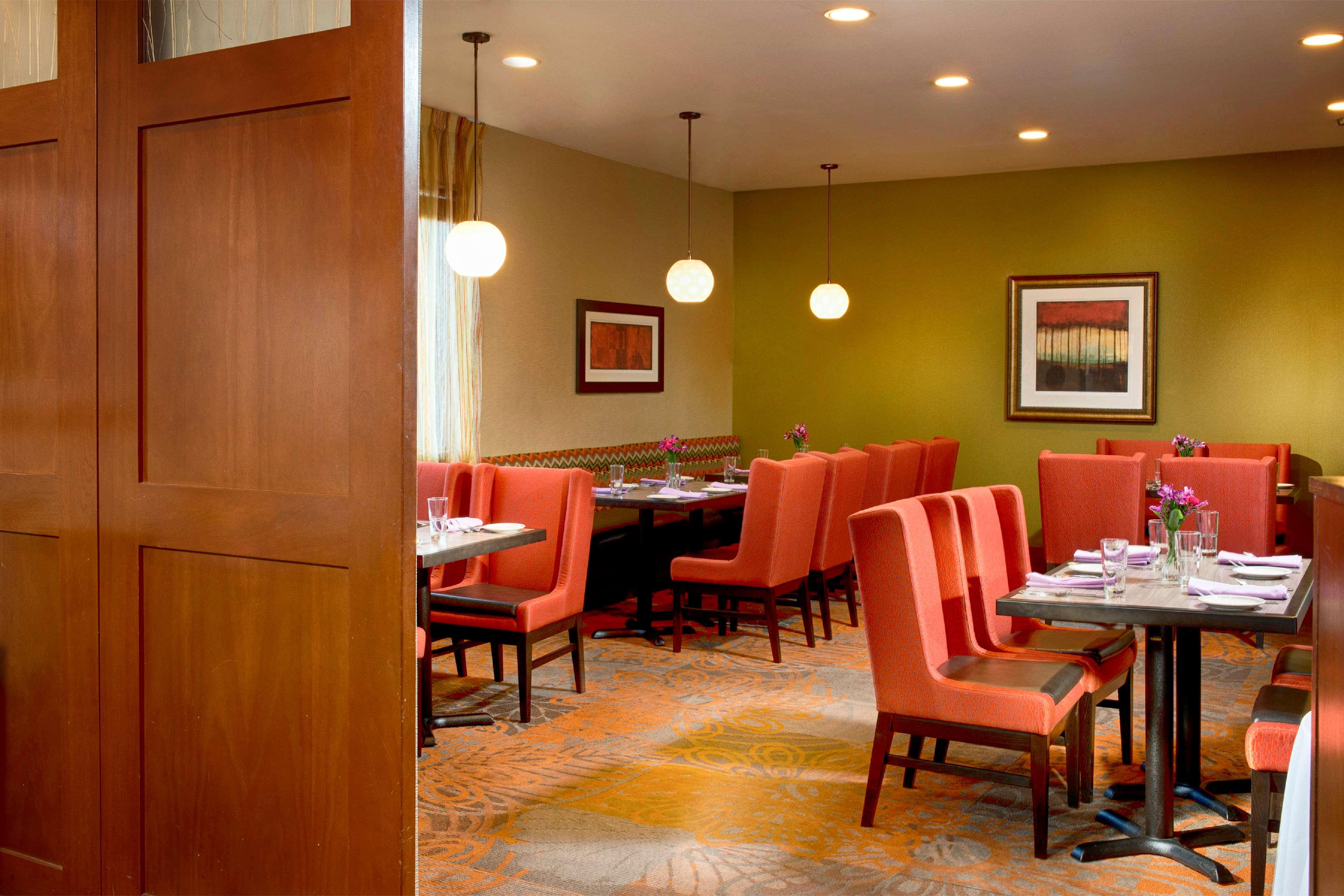 Doubletree By Hilton Norwalk 25/45