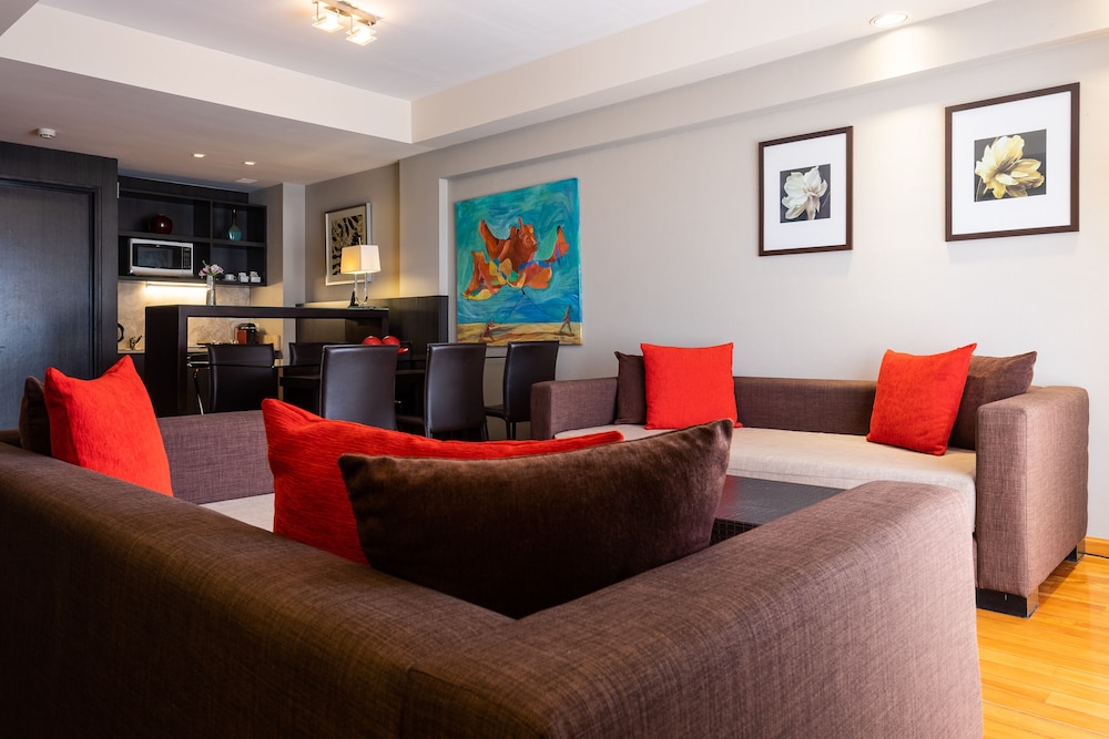 Urban Suites Recoleta Boutique Hotel 55/77