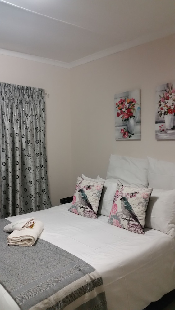 Memra Guest House 25/50