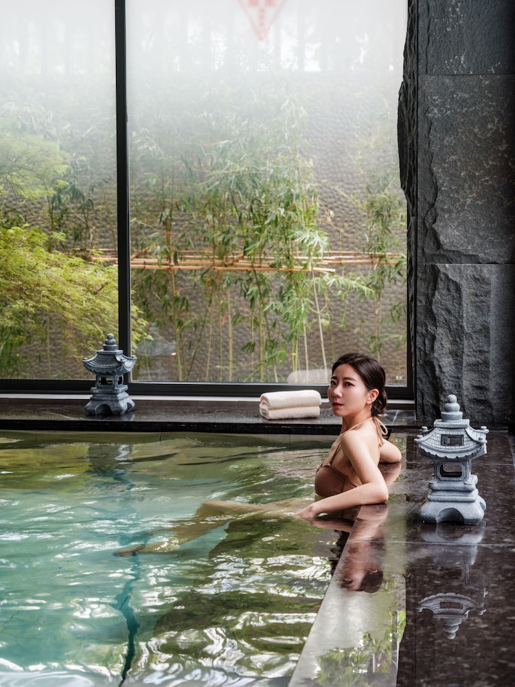 Shangri-La Putian 23/50