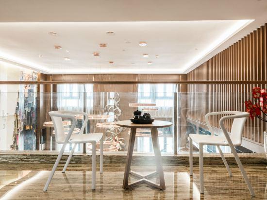 Kresting Hotel (Chongqing Headquarters City) 29/35
