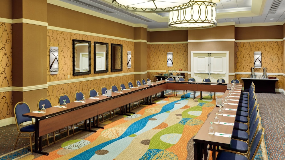 Holiday Inn San Antonio-Riverwalk 59/65