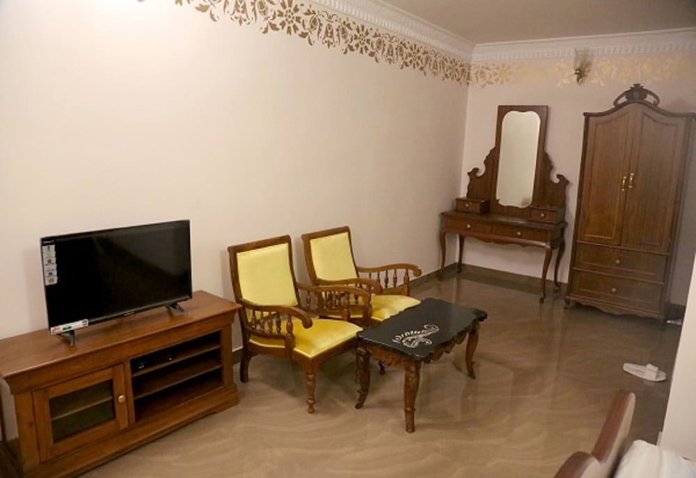 Vijaigarh Kothi 27/42