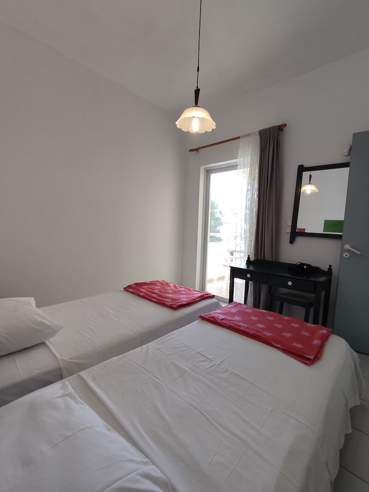 1 BEDROOM, FAMILY, APARTMENT, BALCONY