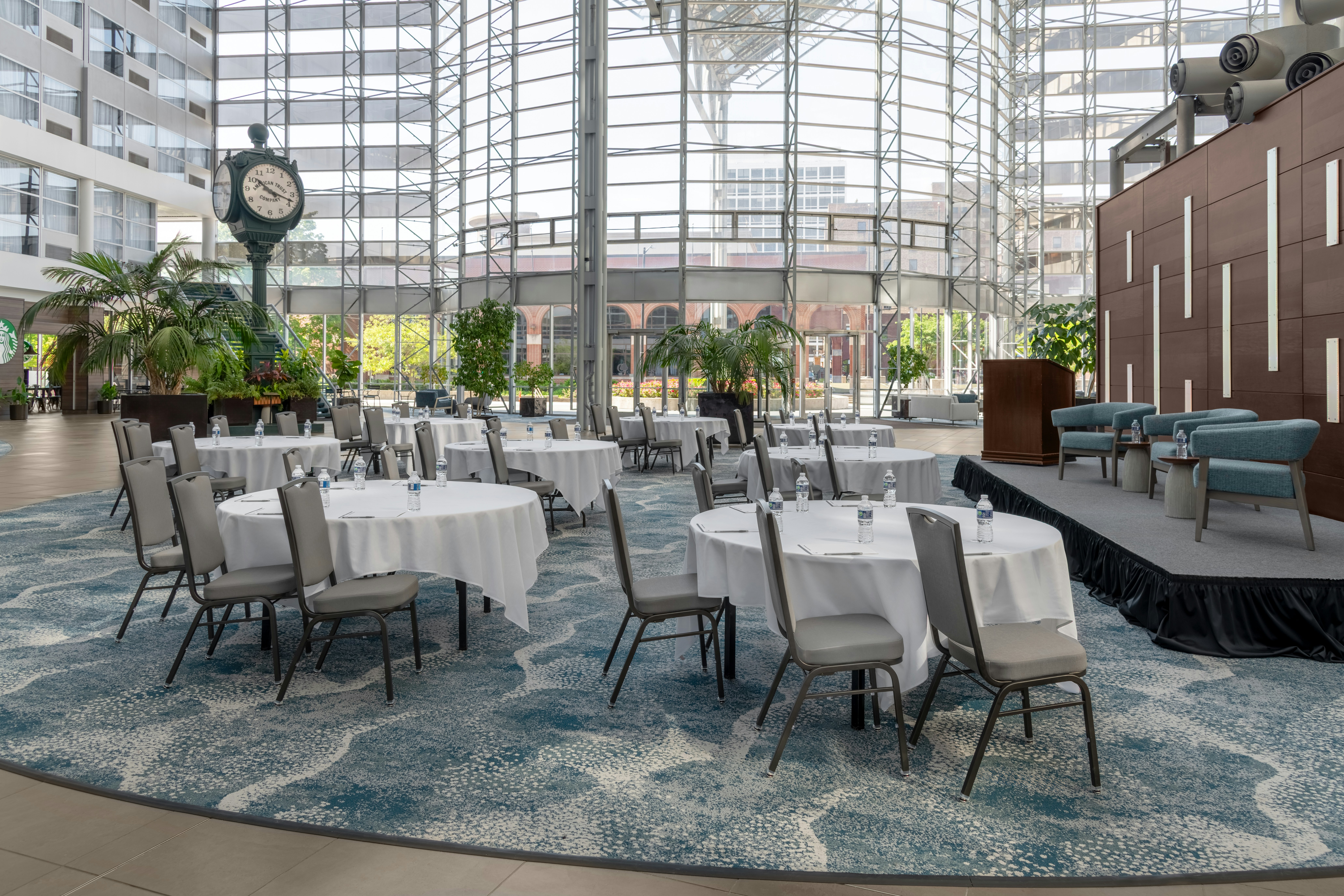 Doubletree By Hilton South Bend 24/43