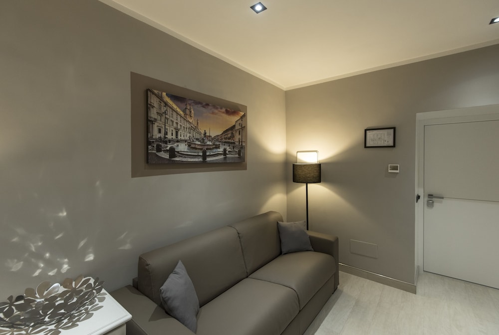 Fabio Massimo Guest House 25/50