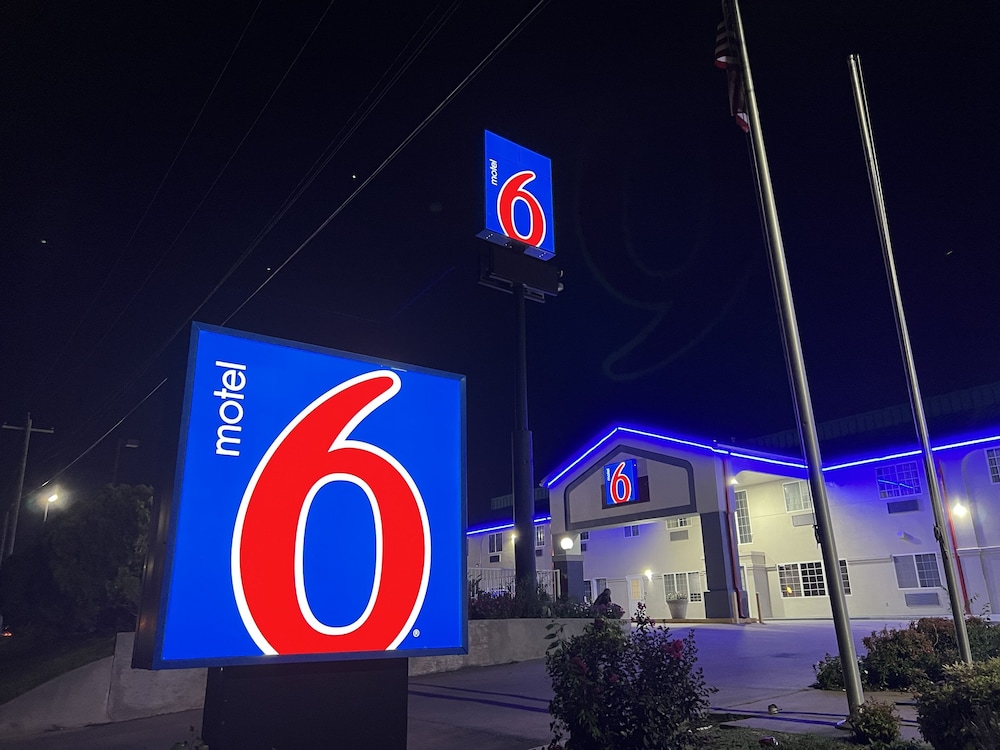 Motel6 Tulsa, OK - Airport 4/55
