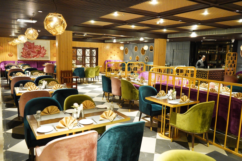Amritara Surya, Mcleodganj 61/68