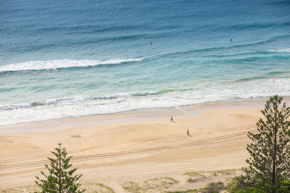Vue Broadbeach 38/49