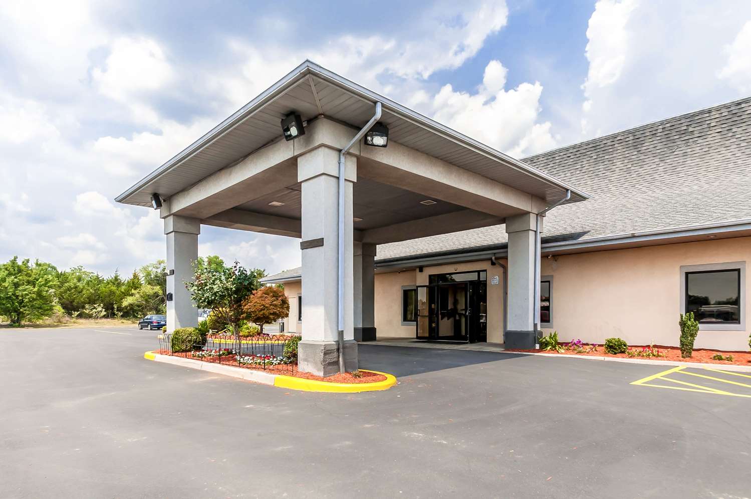 Econo Lodge Inn & Suites Middletown - Winchester South 29/31
