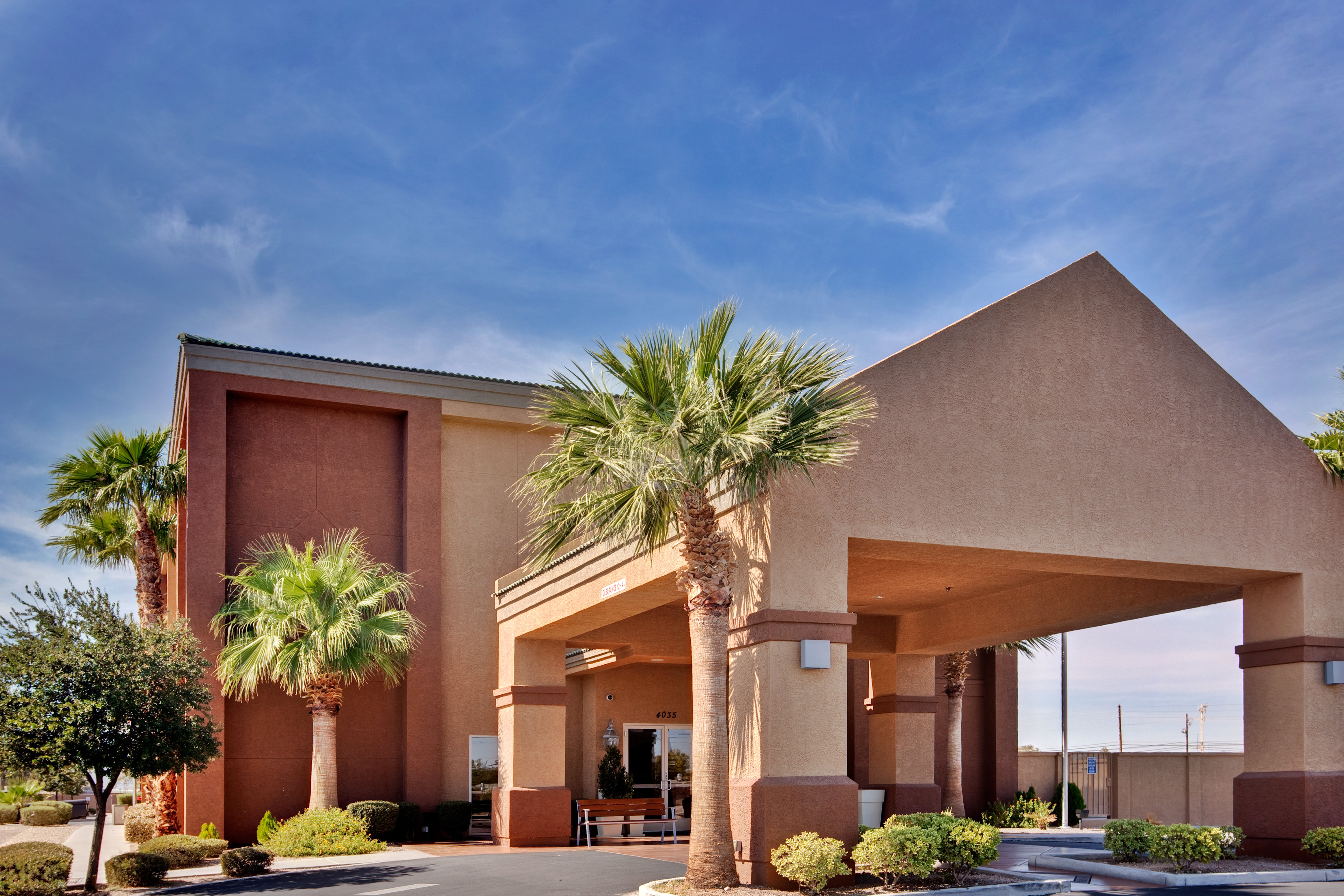 Holiday Inn Express Las Vegas-Nellis, an IHG Hotel 6/47