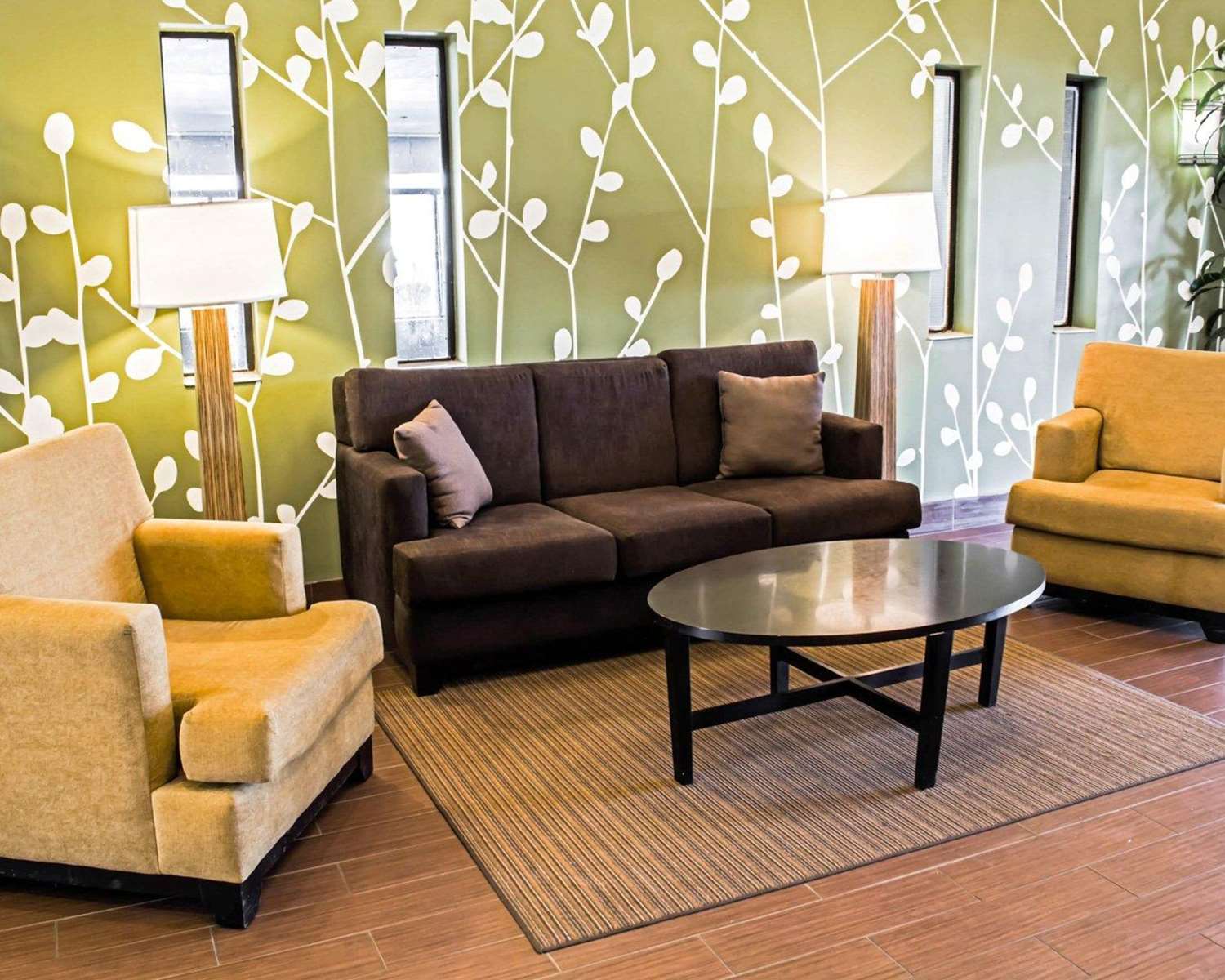 Sleep Inn & Suites Virginia Horse Center 33/53